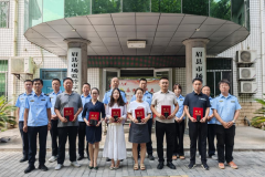市场监管所分担带领
